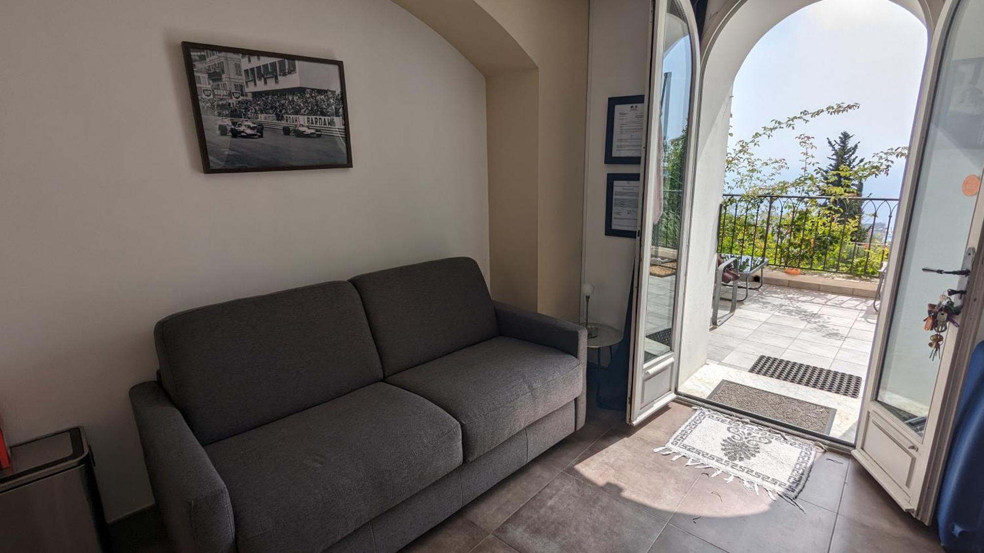 Le Mas D'Angeline, Vue Mer, Jardin Commun, Parking, Voiture Requise, 10 Min En Voiture De Monaco, Route Etroite, Pente Raide, Croisement Limite, Sea View, Shared Garden, Parking, Car Required, 10 Min Drive From Monaco, Narrow Steep Road, Limited Pass Beausoleil Exterior foto