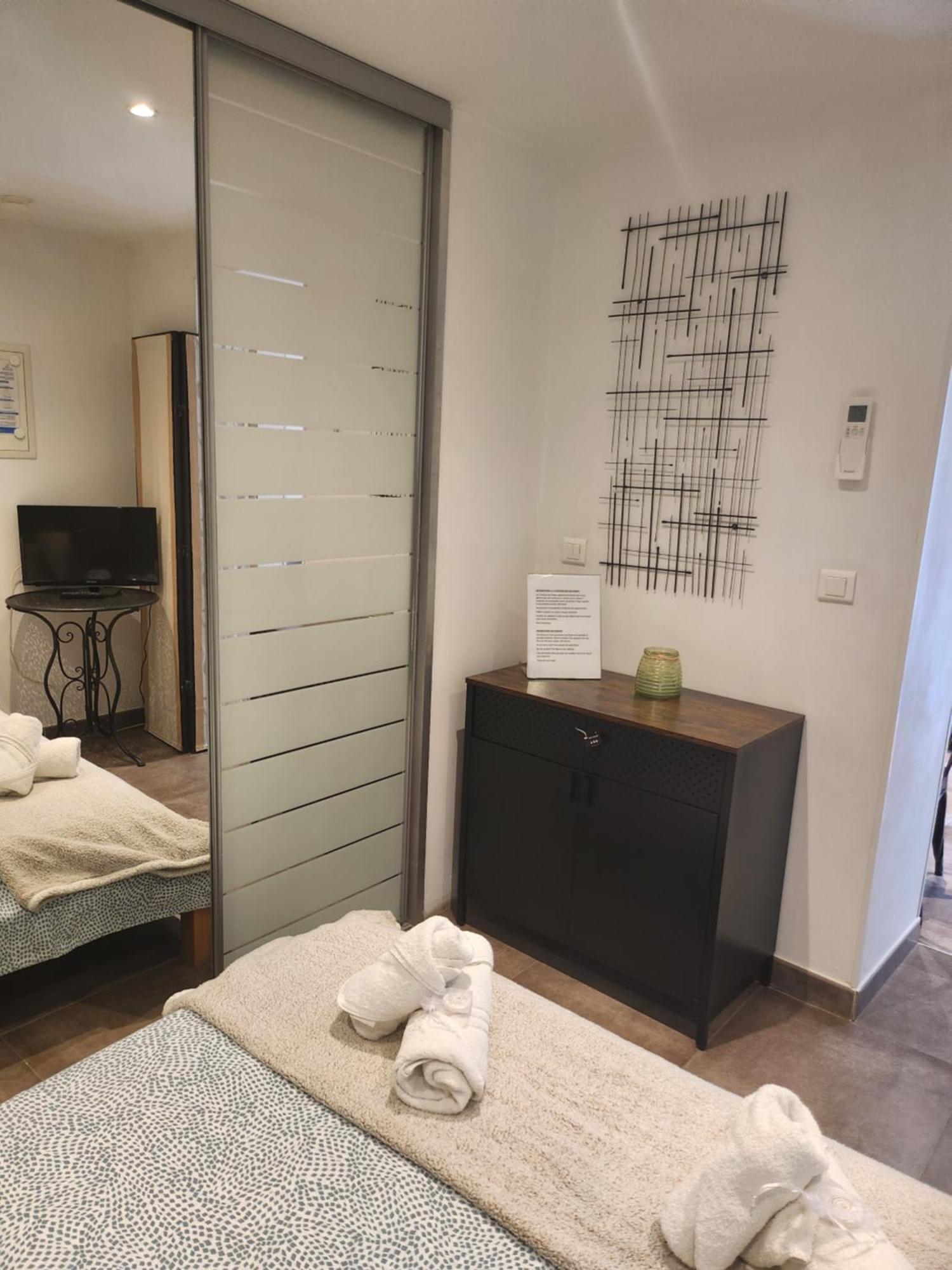 Le Mas D'Angeline, Vue Mer, Jardin Commun, Parking, Voiture Requise, 10 Min En Voiture De Monaco, Route Etroite, Pente Raide, Croisement Limite, Sea View, Shared Garden, Parking, Car Required, 10 Min Drive From Monaco, Narrow Steep Road, Limited Pass Beausoleil Exterior foto