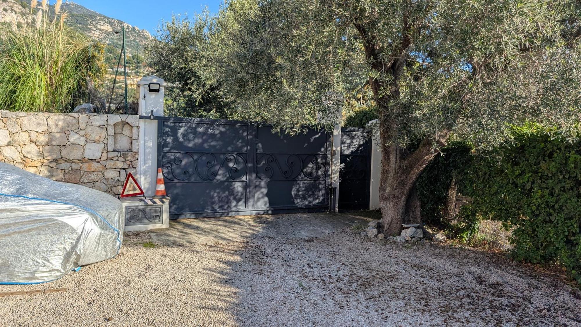 Le Mas D'Angeline, Vue Mer, Jardin Commun, Parking, Voiture Requise, 10 Min En Voiture De Monaco, Route Etroite, Pente Raide, Croisement Limite, Sea View, Shared Garden, Parking, Car Required, 10 Min Drive From Monaco, Narrow Steep Road, Limited Pass Beausoleil Exterior foto
